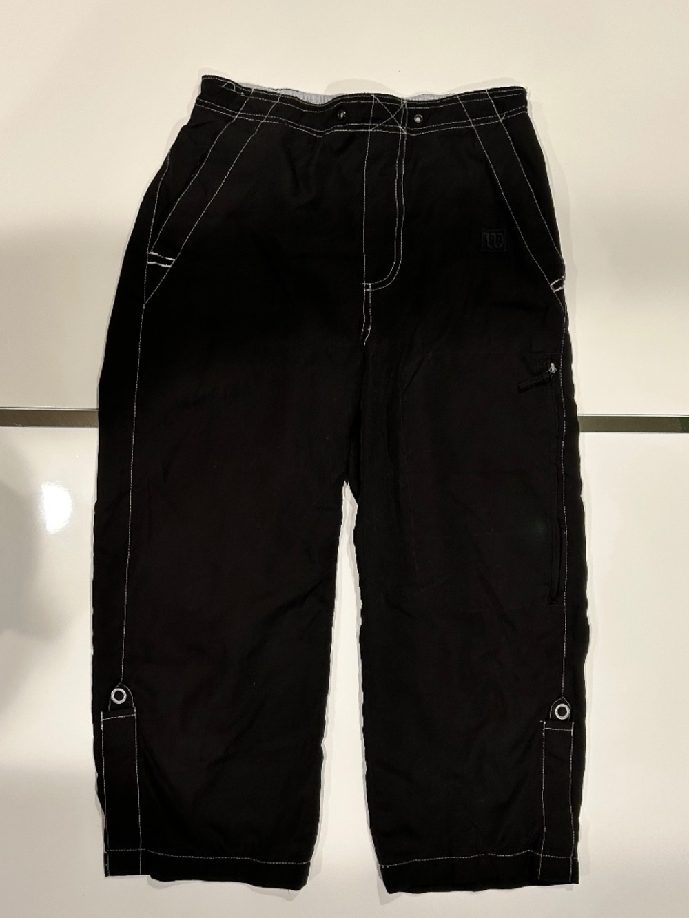 Wilson Black Sports Capris with Mesh Lining and 2 Pockets